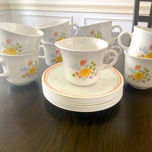Corelle Spring Meadow Set 8 Cups & Saucers with Creamer